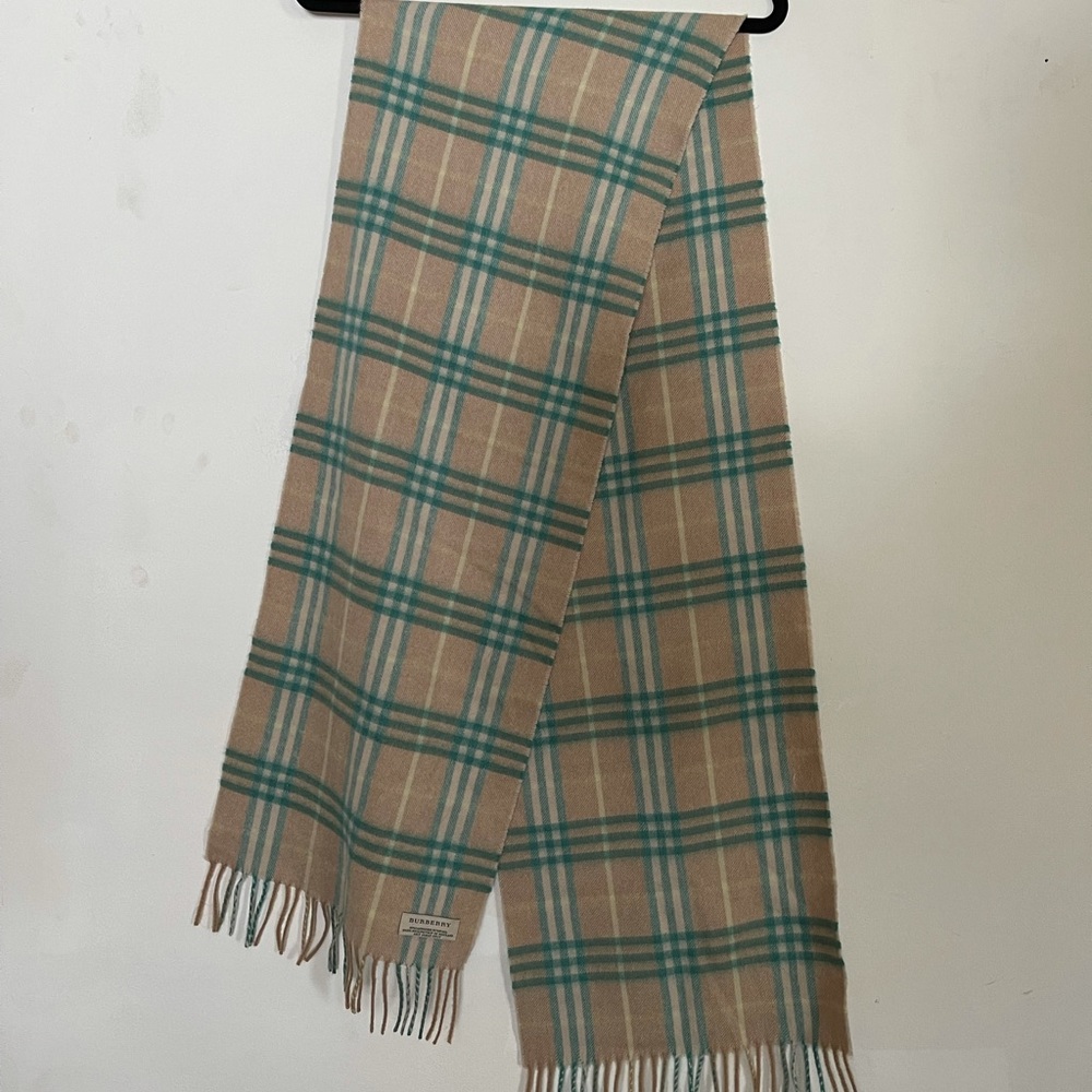 Burberry Scarf Authentic